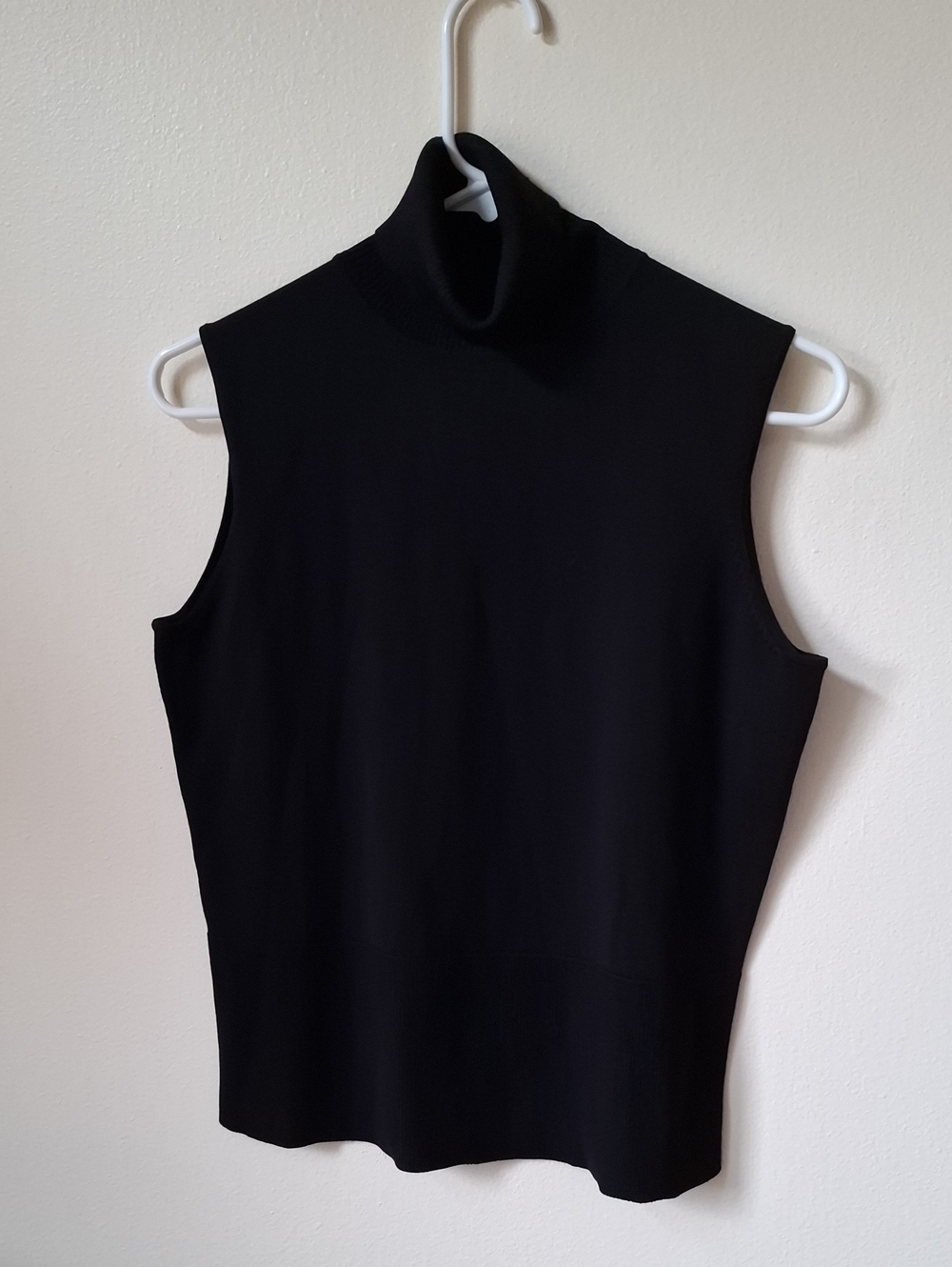Pursuits Ltd Petite Sleeveless Silk Black Ribbed Turtleneck Size PM